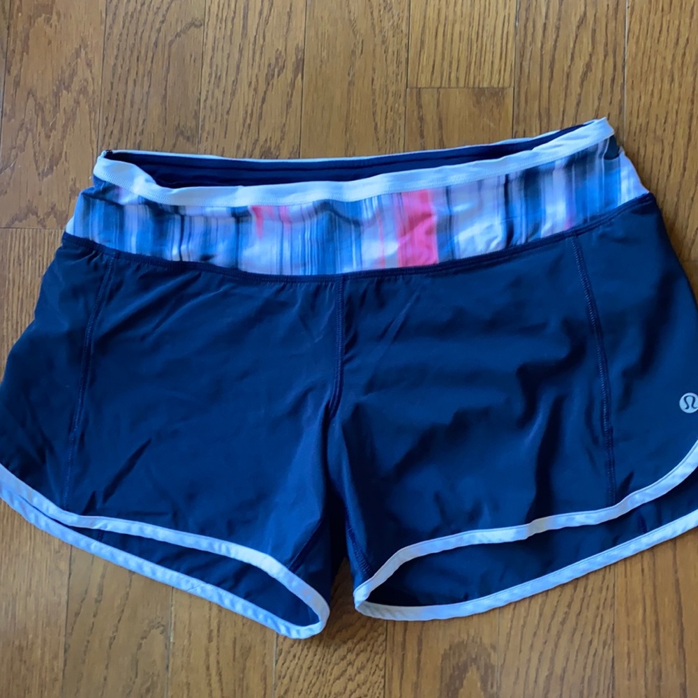 Lululemon shorts. Dark navy blue. 4"
